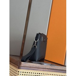 Premium Replica Dior Normandie A5 triangular clutch black At Cheap Price