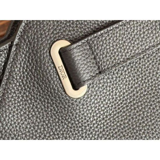 Premium Replica Dior Normandie A5 triangular clutch black At Cheap Price