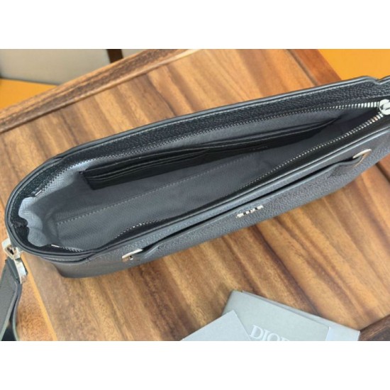 Premium Replica Dior Normandie A5 triangular clutch black At Cheap Price