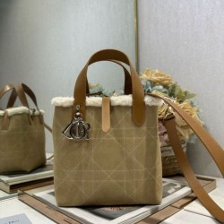 Premium Replica DiorAlps small/medium Dior Toujours Vertical tote bag with topstitching Macrocannage and Apricot Wool Trim At Cheap Price