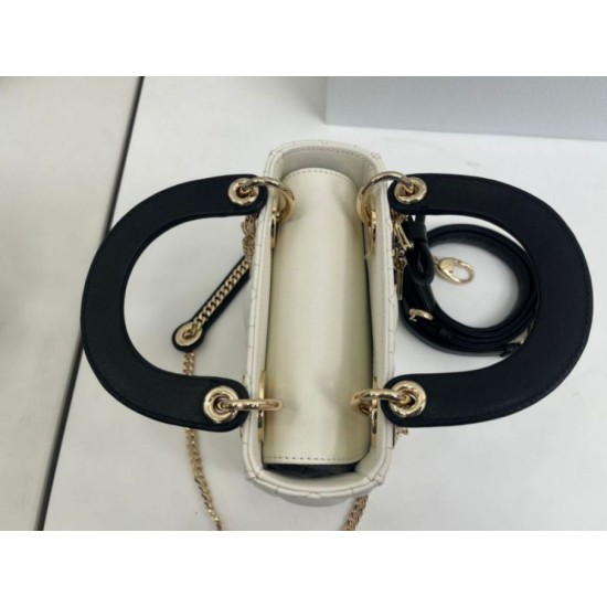 Fake Dior Mini Lady Dior Arco Cannage Lambskin Bag Beige/Black Knockoff Clone Sale Online Premium Replica Dior Mini Lady Dior Arco Cannage Lambskin Bag Beige/Black At Cheap Price