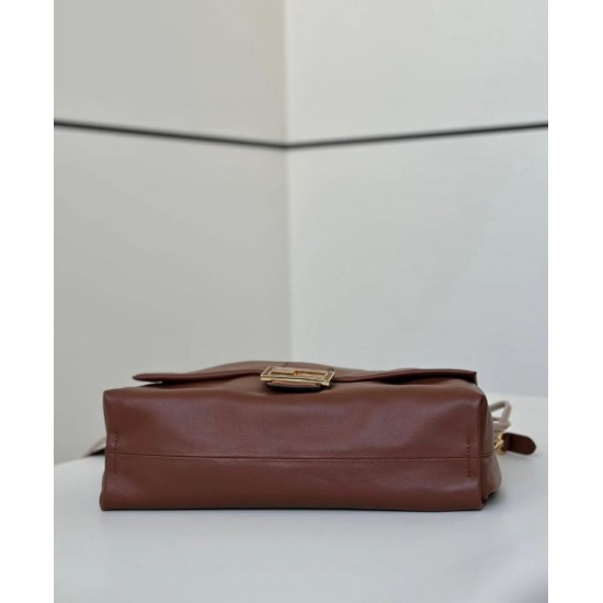Premium Replica Fendi Medium/Large Mamma Baguette shoulder bag Brown At Cheap Price