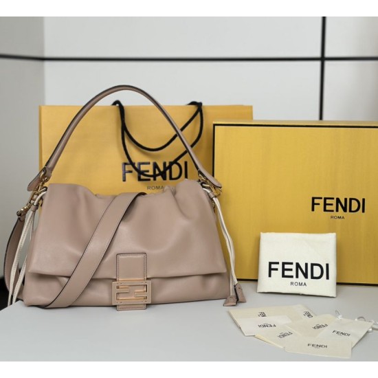 Premium Replica Fendi Medium/Large Mamma Baguette shoulder bag light brown At Cheap Price