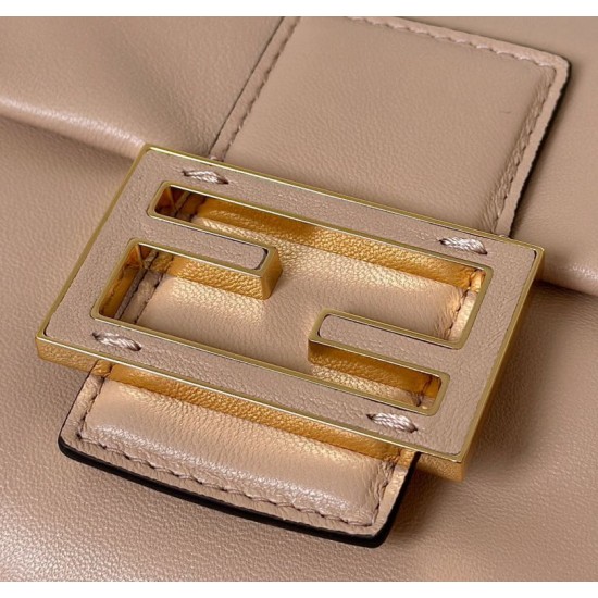 Premium Replica Fendi Medium/Large Mamma Baguette shoulder bag light brown At Cheap Price