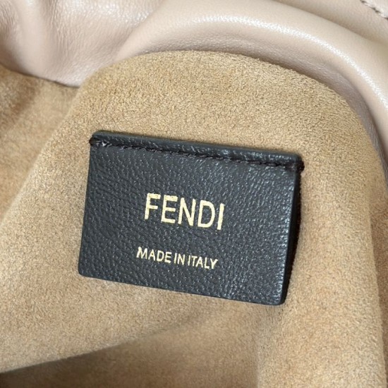Premium Replica Fendi Medium/Large Mamma Baguette shoulder bag light brown At Cheap Price
