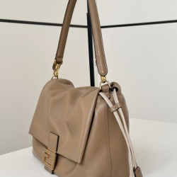 Premium Replica Fendi Medium/Large Mamma Baguette shoulder bag taupe nappa At Cheap Price
