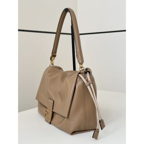 Premium Replica Fendi Medium/Large Mamma Baguette shoulder bag taupe nappa At Cheap Price