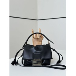 Premium Replica Fendi Small Mamma Baguette shoulder bag Black At Cheap Price