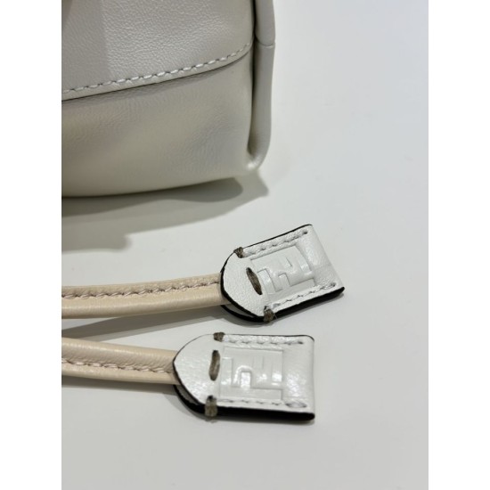 Premium Replica Fendi Small Mamma Baguette shoulder bag White At Cheap Price