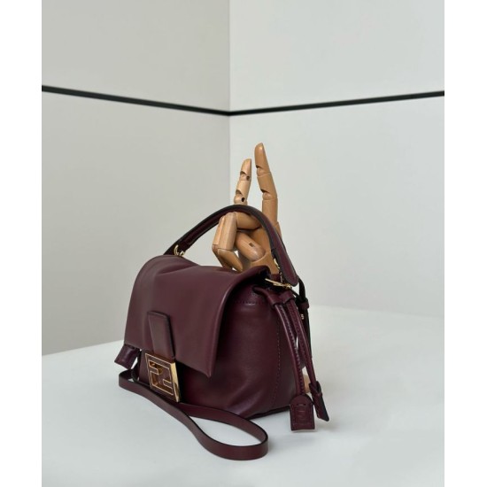 Premium Replica Fendi Medium/Large Mamma Baguette shoulder bag Burgundy At Cheap Price
