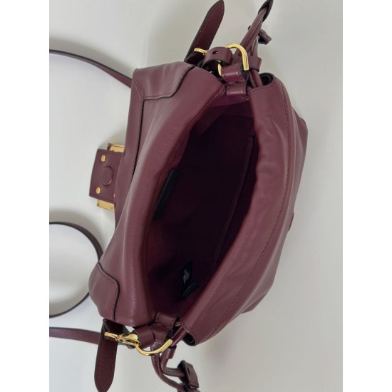 Premium Replica Fendi Medium/Large Mamma Baguette shoulder bag Burgundy At Cheap Price