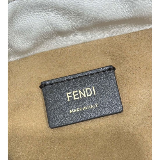 Premium Replica Fendi Medium/Large Mamma Baguette shoulder bag white At Cheap Price