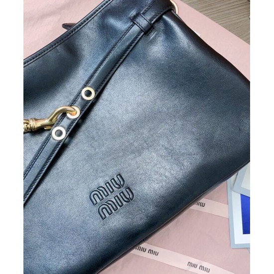 Fake Miumiu Adventure Nappa Shoulder Bag 5BC181 Black Knockoff Clone Sale Online Premium Replica Miumiu Adventure Nappa Shoulder Bag 5BC181 Black At Cheap Price