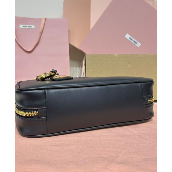 Fake Miumiu Beau tote bag 5BB173 Black Knockoff Clone Sale Online Premium Replica Miumiu Beau tote bag 5BB173 Black At Cheap Price