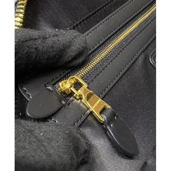 Fake Miumiu Beau tote bag 5BB173 Black Knockoff Clone Sale Online Premium Replica Miumiu Beau tote bag 5BB173 Black At Cheap Price