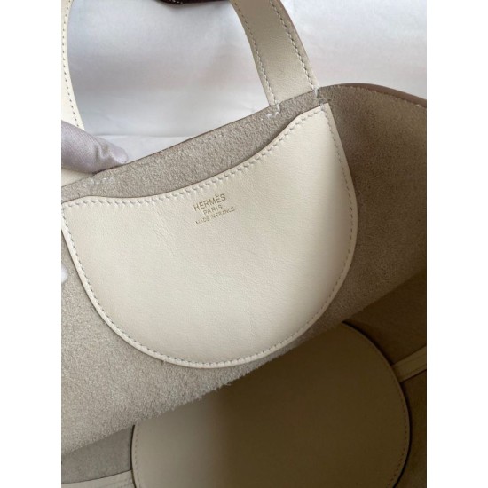 Fake Handmade Hermes The Loop 18 Tote Bag Beige Clemence Knockoff Clone Sale Online Premium Replica Handmade Hermes The Loop 18 Tote Bag Beige Clemence At Cheap Price