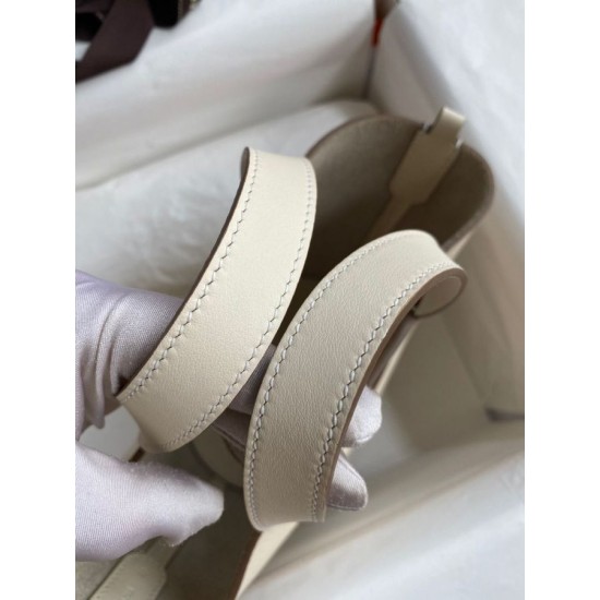 Fake Handmade Hermes The Loop 18 Tote Bag Beige Clemence Knockoff Clone Sale Online Premium Replica Handmade Hermes The Loop 18 Tote Bag Beige Clemence At Cheap Price