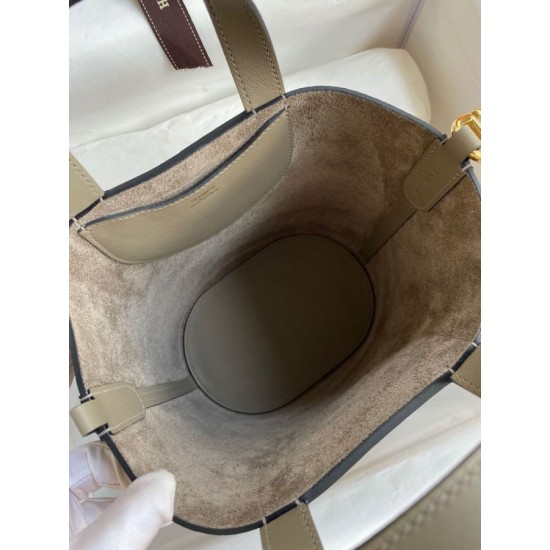 Premium Replica Hermes The Loop 18 tote bag gray Clemence At Cheap Price