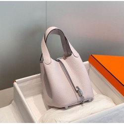 Premium Replica Hermes Picotin Lock 18/22 Tote Bag Pale Mauve Clemence At Cheap Price