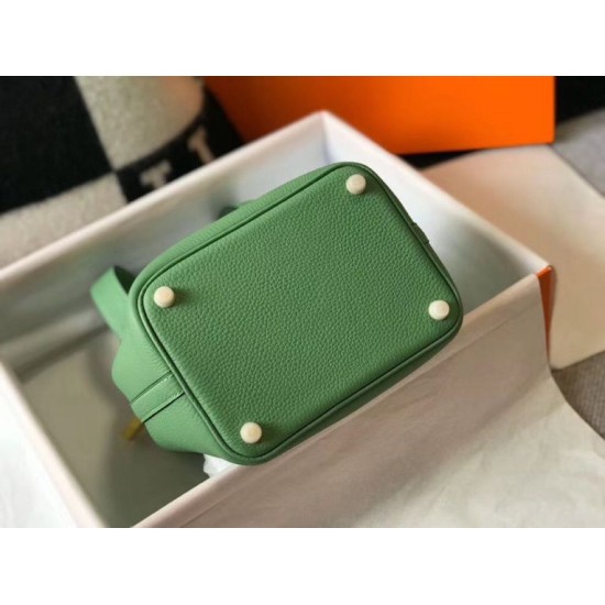 Premium Replica Hermes Picotin Lock 18/22 Tote Bag Green Clemence At Cheap Price
