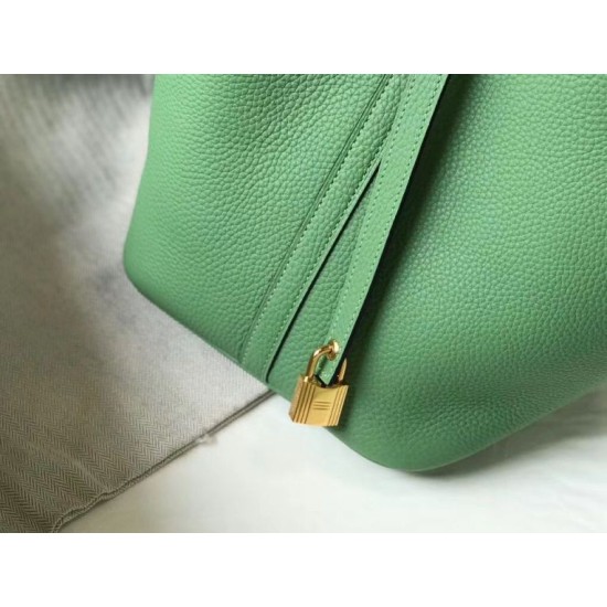 Premium Replica Hermes Picotin Lock 18/22 Tote Bag Green Clemence At Cheap Price
