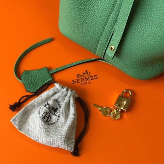 Premium Replica Hermes Picotin Lock 18/22 Tote Bag Green Clemence At Cheap Price