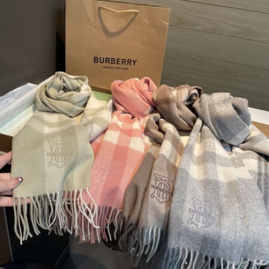 Top AAAAA Replica Burberry Check Classical Cashmere Scarf, Beige, 30 x 200 cm Clone Cheap