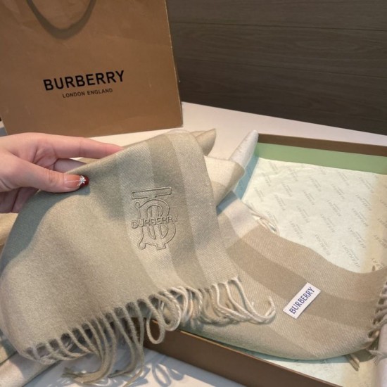 Top AAAAA Replica Burberry Check Classical Cashmere Scarf, Light Beige, 30 x 200 cm Clone Cheap