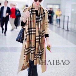 Top AAAAA Replica Burberry Check Cashmere Scarf, Beige with Frayed Edges, 70 x 200 cm Clone Cheap