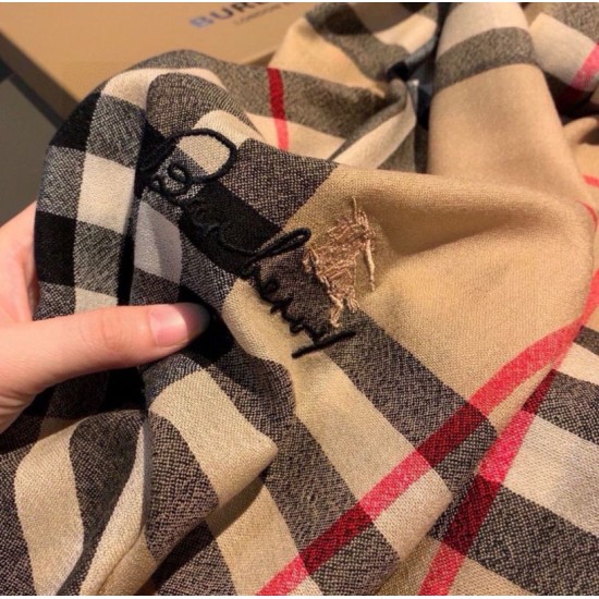 Top AAAAA Replica Burberry Check Cashmere Scarf, Beige with Frayed Edges, 70 x 200 cm Clone Cheap