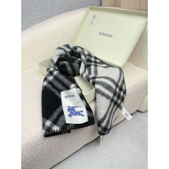Top AAAAA Replica Burberry Equestrian Label Check Wool Scarf/Blanket, 30 x 180 cm, Black Clone Cheap