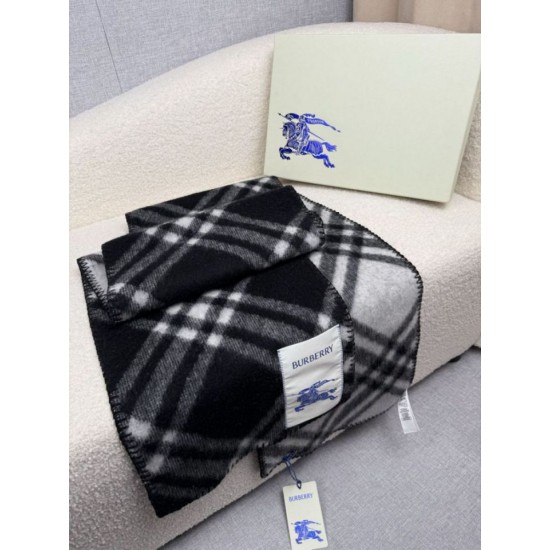 Top AAAAA Replica Burberry Equestrian Label Check Wool Scarf/Blanket, 30 x 180 cm, Black Clone Cheap