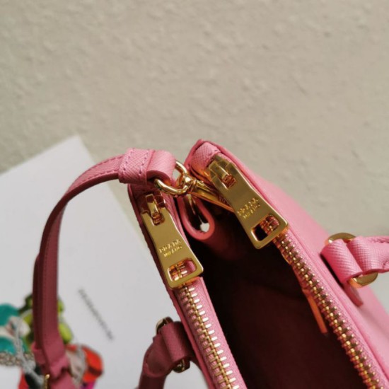 Fake Prada Galleria Saffiano Small/Medium/Large Handbag Red Replica Top AAAAA Replica Prada Galleria Saffiano Small/Medium/Large Handbag Red Clone Cheap