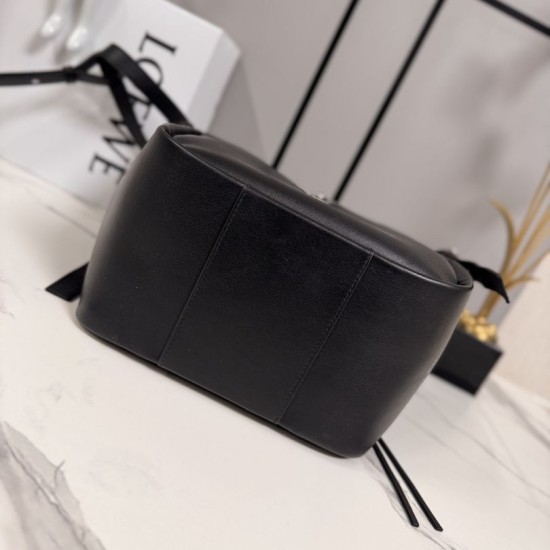 Fake Loewe Hammock Flip Medium Classic Tote Bag Black Replica Top AAAAA Replica Loewe Hammock Flip Medium Classic Tote Bag Black Clone Cheap