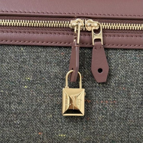Best Replica Loro Piana Extra Clutch Bag L29 in Caramel Sage Knockoff