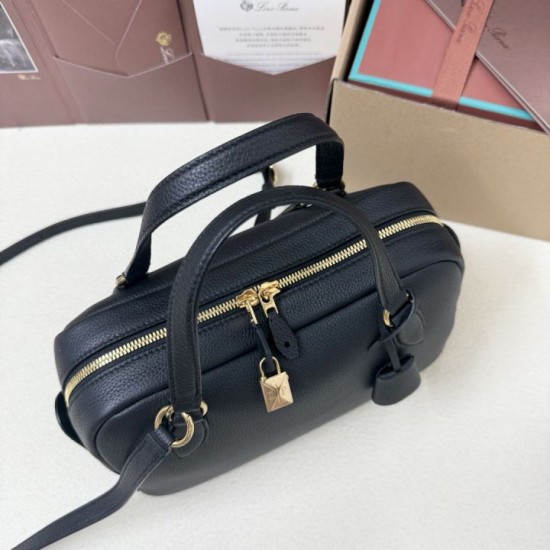 Best Replica Loro Piana Needle Bag Small/Medium Black Knockoff