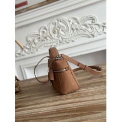 Best Replica Loro Piana Extra Bag 23 Top Handle Crossbody Bag Brown Knockoff