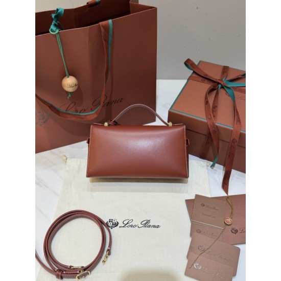 AAAAA Fake Loro Piana Bale Extra 23 Bag Solid Red Dupe Best Replica Loro Piana Bale Extra 23 Bag Solid Red Knockoff