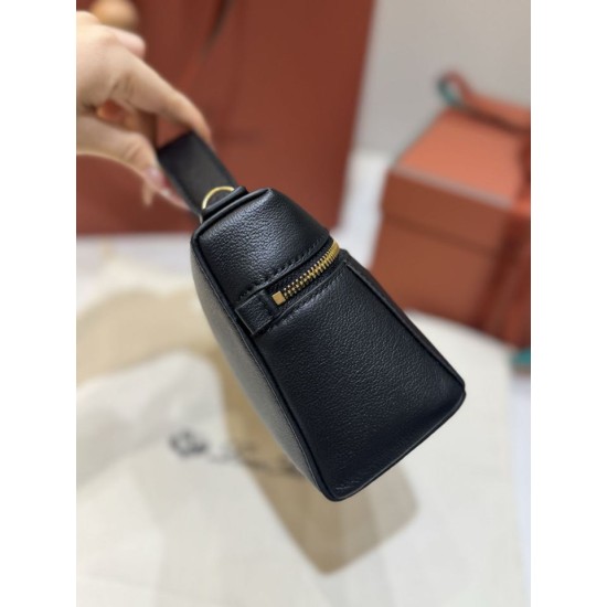 Best Replica Loro Piana Bale Extra 23 Bag Solid Black Knockoff