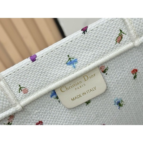 Best Replica Dior Dioramour Bag Small/Medium/Large Dior Book Tote with Shoulder Strap White Knockoff