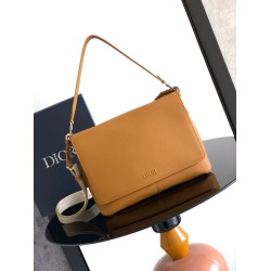 Best Replica Dior Privé Messenger Men Flap Bag in Yellow Knockoff
