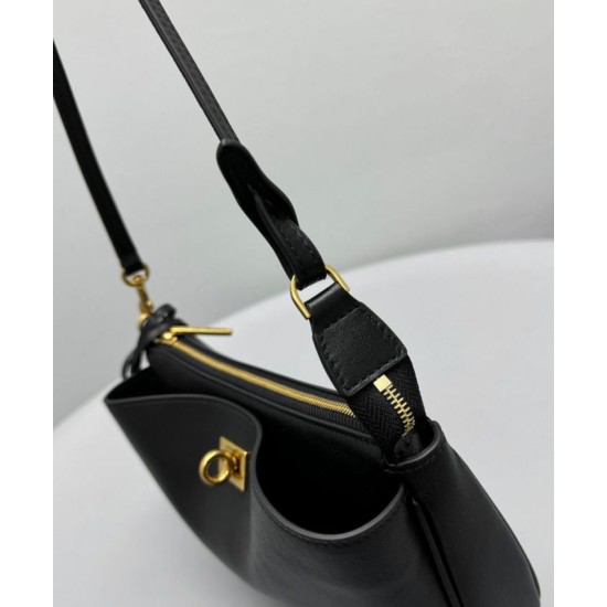 Replica Balenciaga Rodeo Sling Pochette Black Fake Replica Balenciaga Rodeo Sling Pochette Black Fake