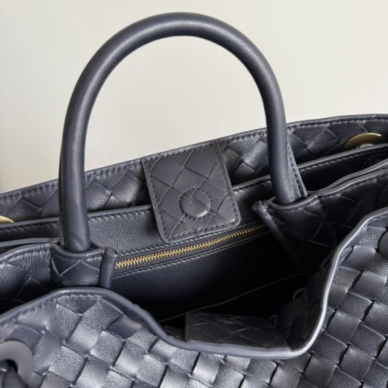 Knockoff Bottega Veneta Andiamo Small/Medium/Large Woven Leather Bags Black Replica Clone