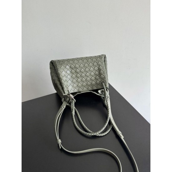Knockoff Bottega Veneta Parachute Woven Bag Green Replica Clone