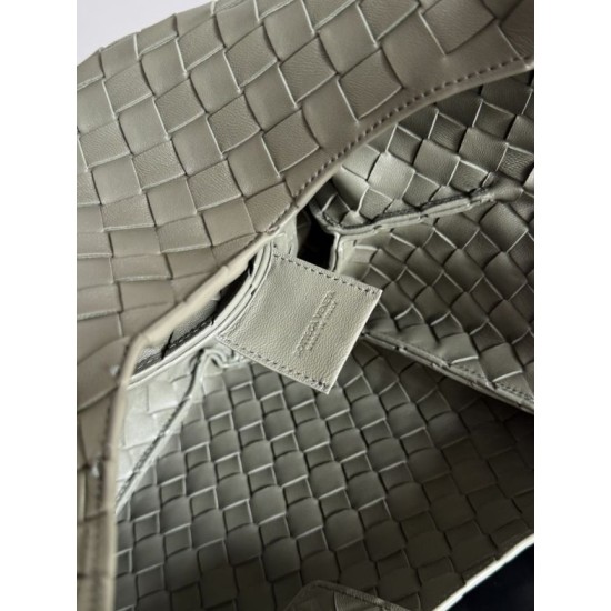 Replica Bottega Veneta Campana Bag Veneta Medium/Large Braided Green Fake Cheap Knockoff Bottega Veneta Campana Bag Veneta Medium/Large Braided Green Replica Clone
