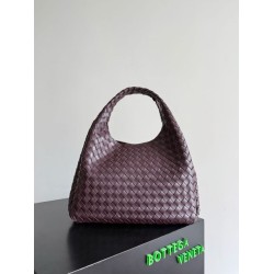Knockoff Bottega Veneta Medium/Large Braided Brown Bell Bag Replica Clone