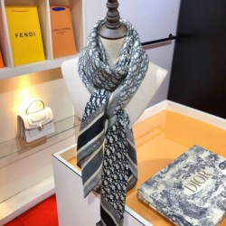 Knockoff Dior Oblique Diortwin reversible square silk and cashmere scarf gray/black 140 x 140 Replica Clone