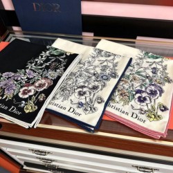 Knockoff Mitzah scarf multicolor silk and cashmere Dior D-Floral 140 x 140 01 Replica Clone