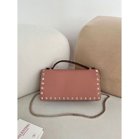 AAAAA Replica Valentino Garavani Rockstud Chain Wallet Pink Fake Clone