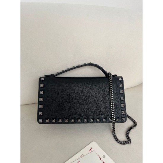 AAAAA Replica Valentino Garavani Rockstud Chain Wallet Black Fake Clone